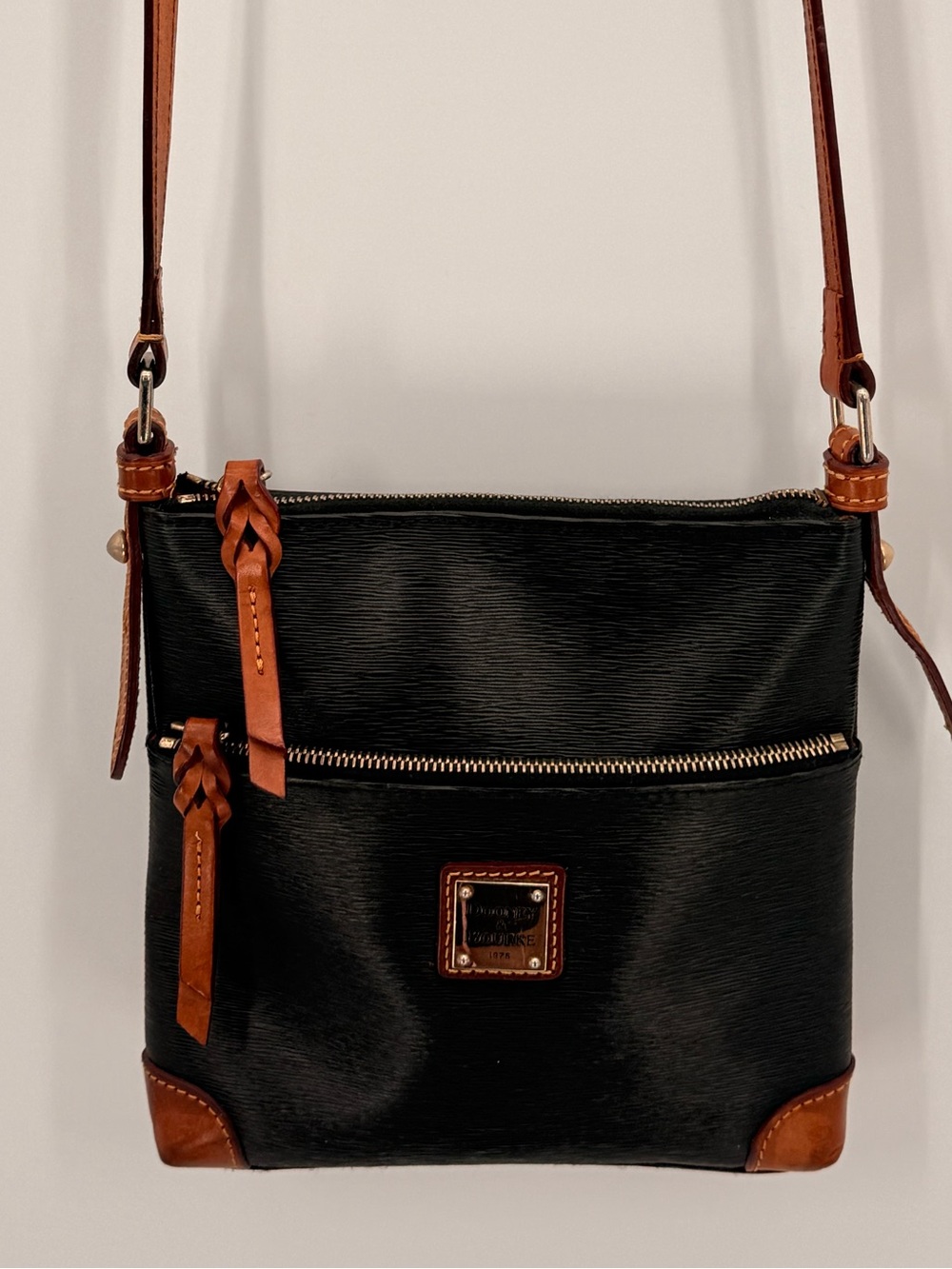 DOONEY & BOURKE Black Leather Crossbody Bag Brown Trim